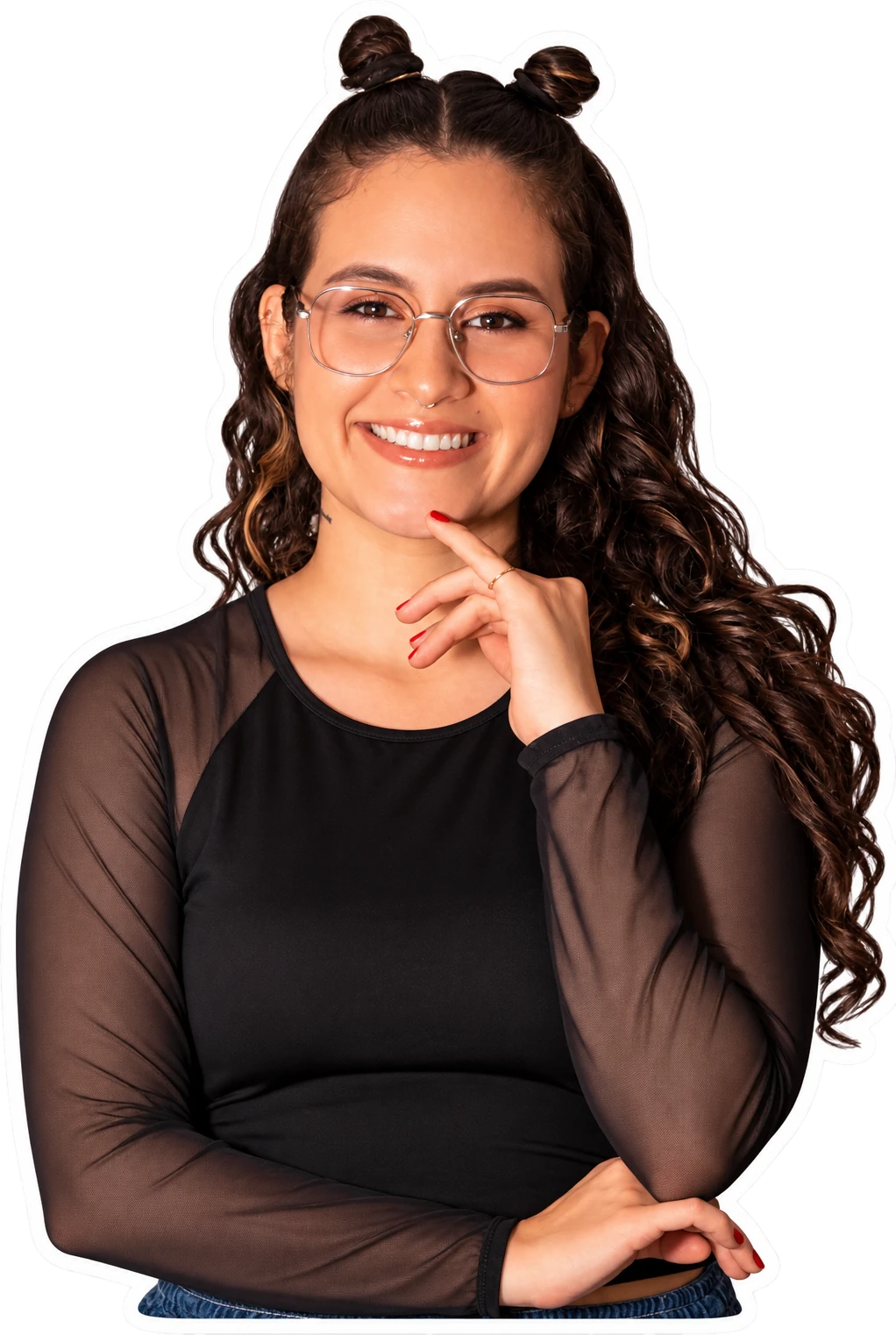 Marce, creadora de contenido UGC, sonriendo con gafas